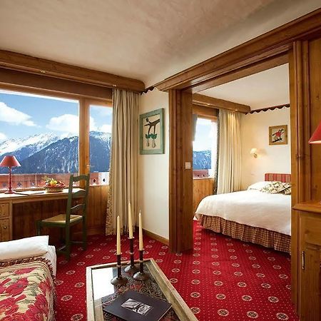 Grand Hotel Au Rond Point Des Pistes คูร์เชอแวล ภายนอก รูปภาพ